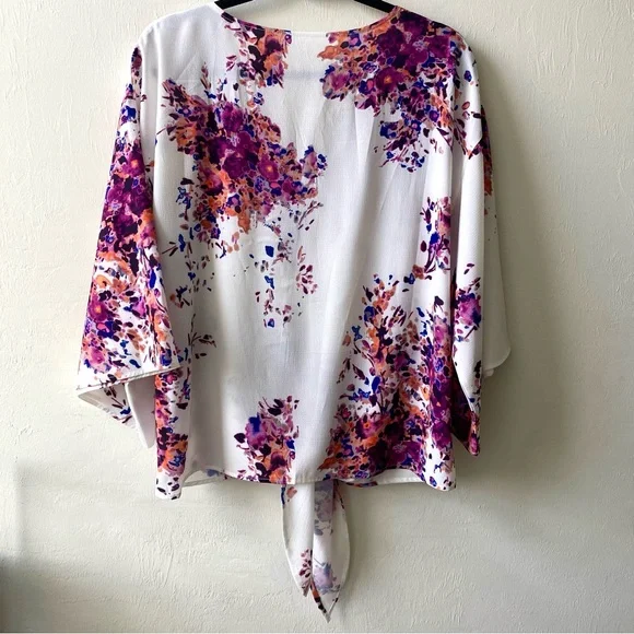 LAST CHANCE SALE!Floral Print Colorful Boho Front Tie Blouse Wide Kimono Sleeves - Picture 6 of 10